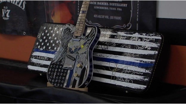 Toby Keith to sign guitar that honors fallen officers - WSIL-TV 3 Southern Illinois - WSIL TV