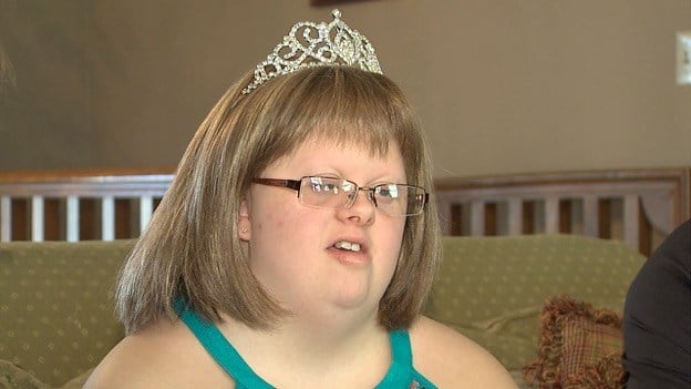 Girl With Down Syndrome Voted Du Quoin Prom Queen Wsil Tv 3 Southern